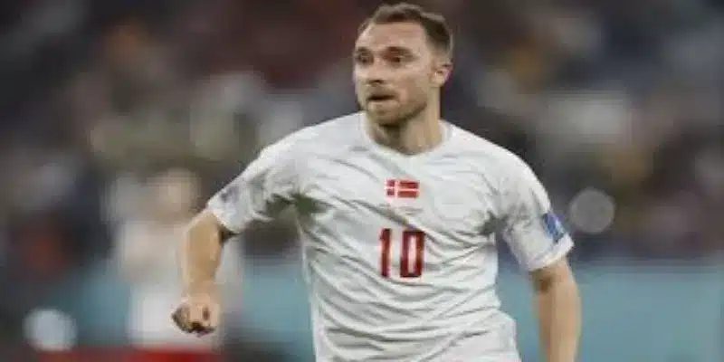 视角：中场发动机埃利奥特·安德森的关键作用-开云体育